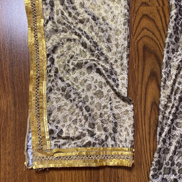 🌷 Beautiful 🌷 Extravagant Bell Sleeve Gold Sequin Leopard Dress From Egypt NWT - Picture 6 of 12
